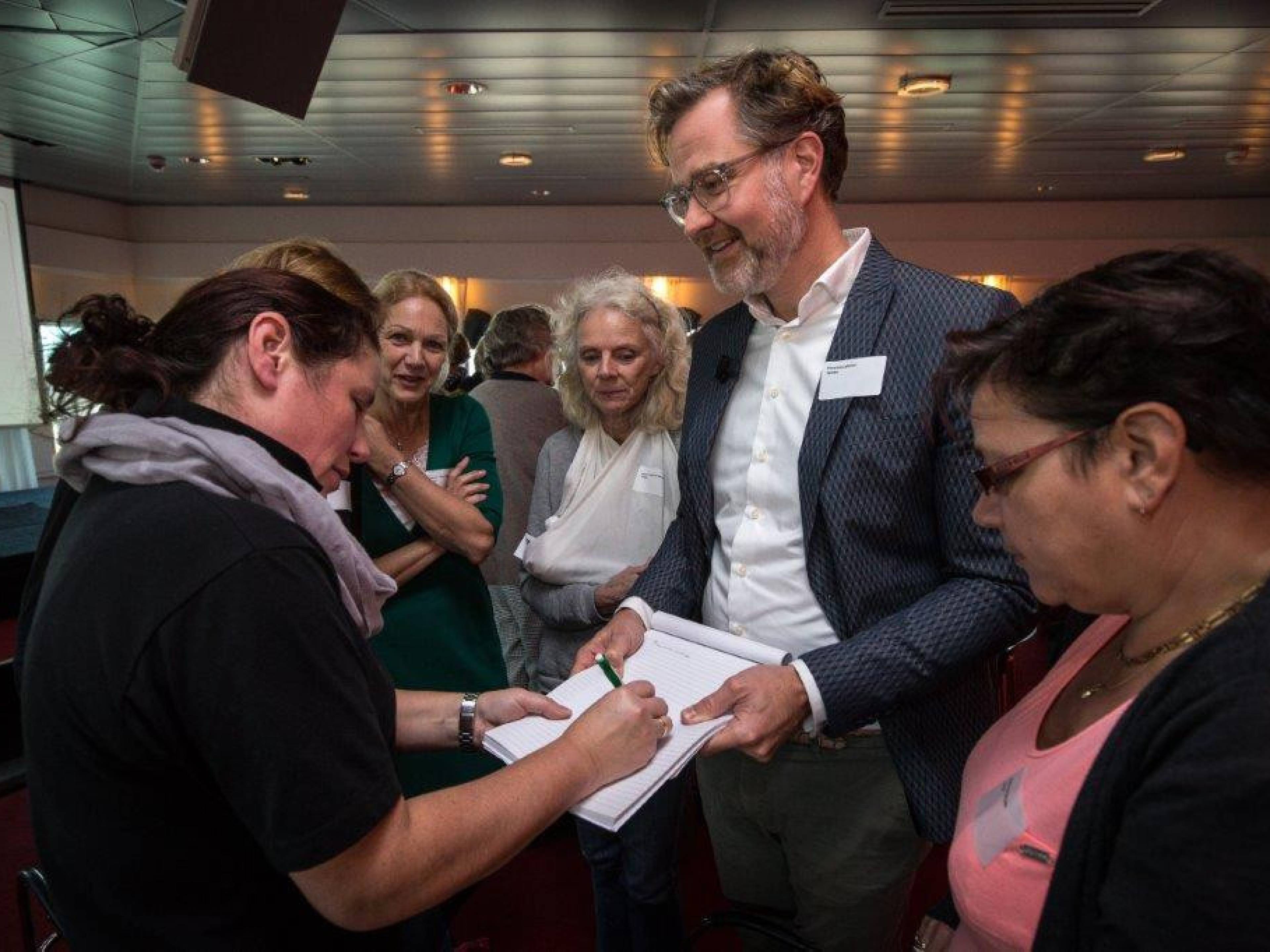 Artikel: Teamcoach in de zorg; hoe beginnende teamcoaches hun rol vormgeven (2015)