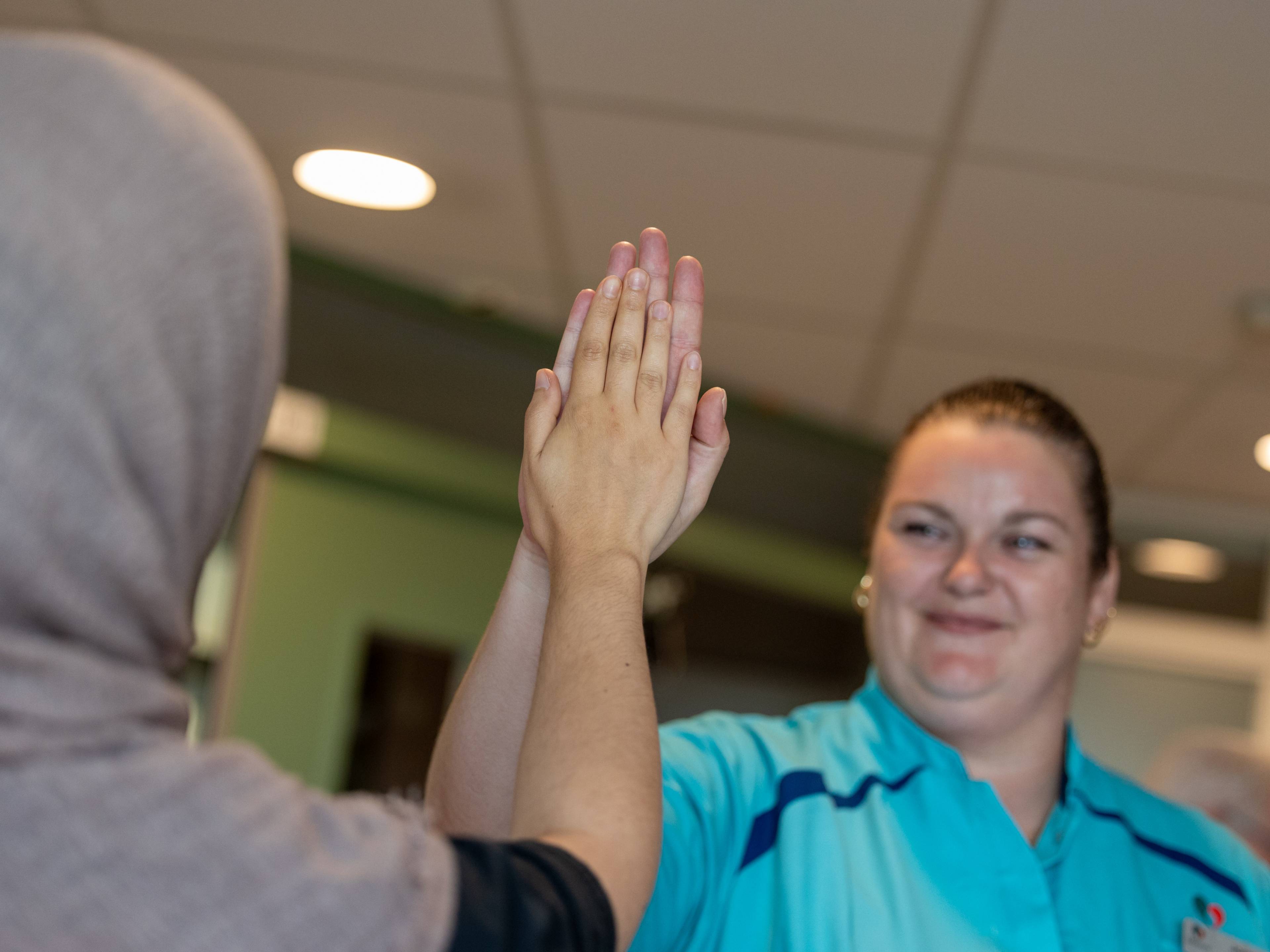 Voorbeelden uit de praktijk voor betere samenwerking tussen zorg en welzijn