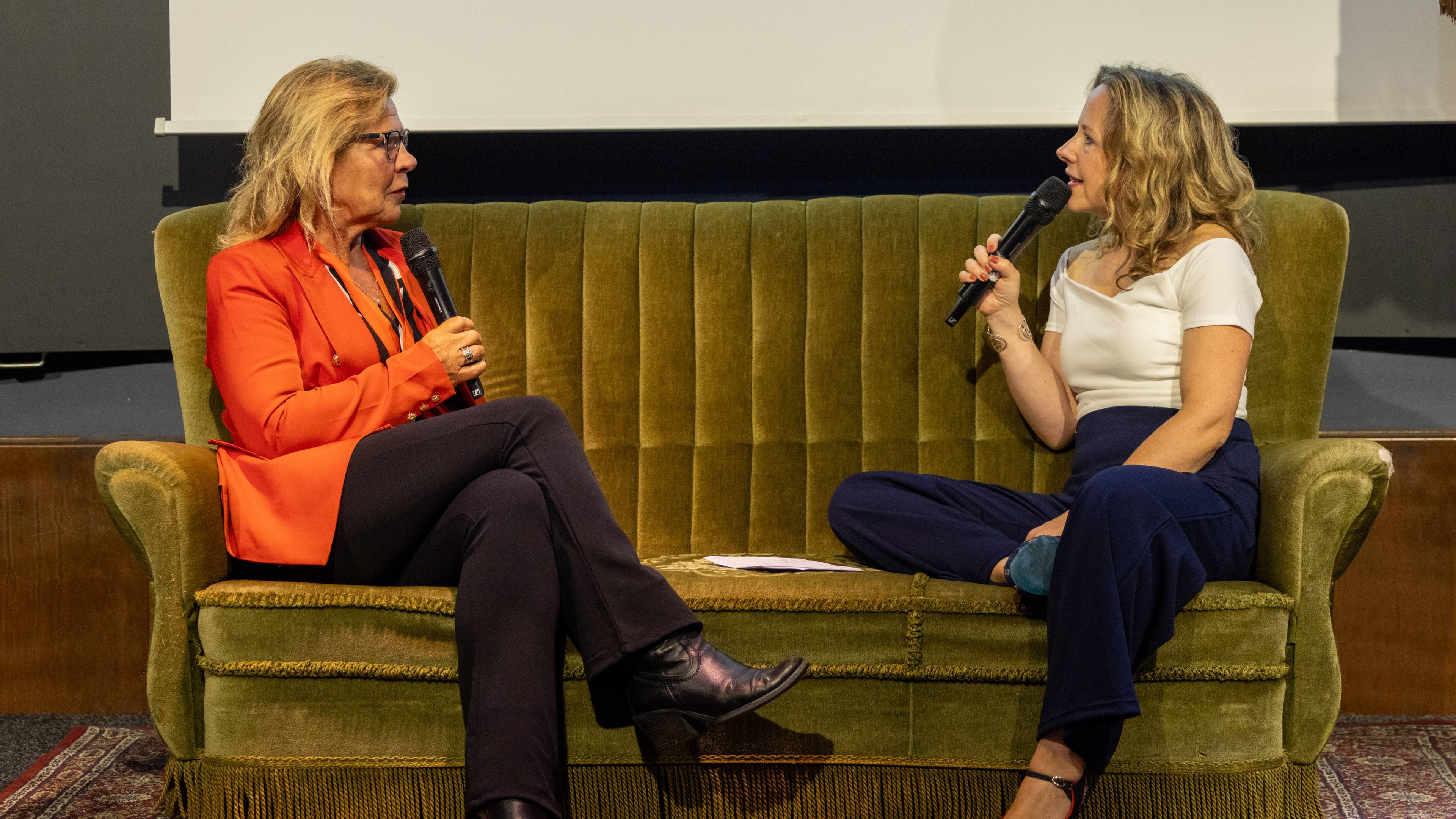 'Mensen een mooie dag bezorgen, een glimlach brengen' (interviews zorgverleners)